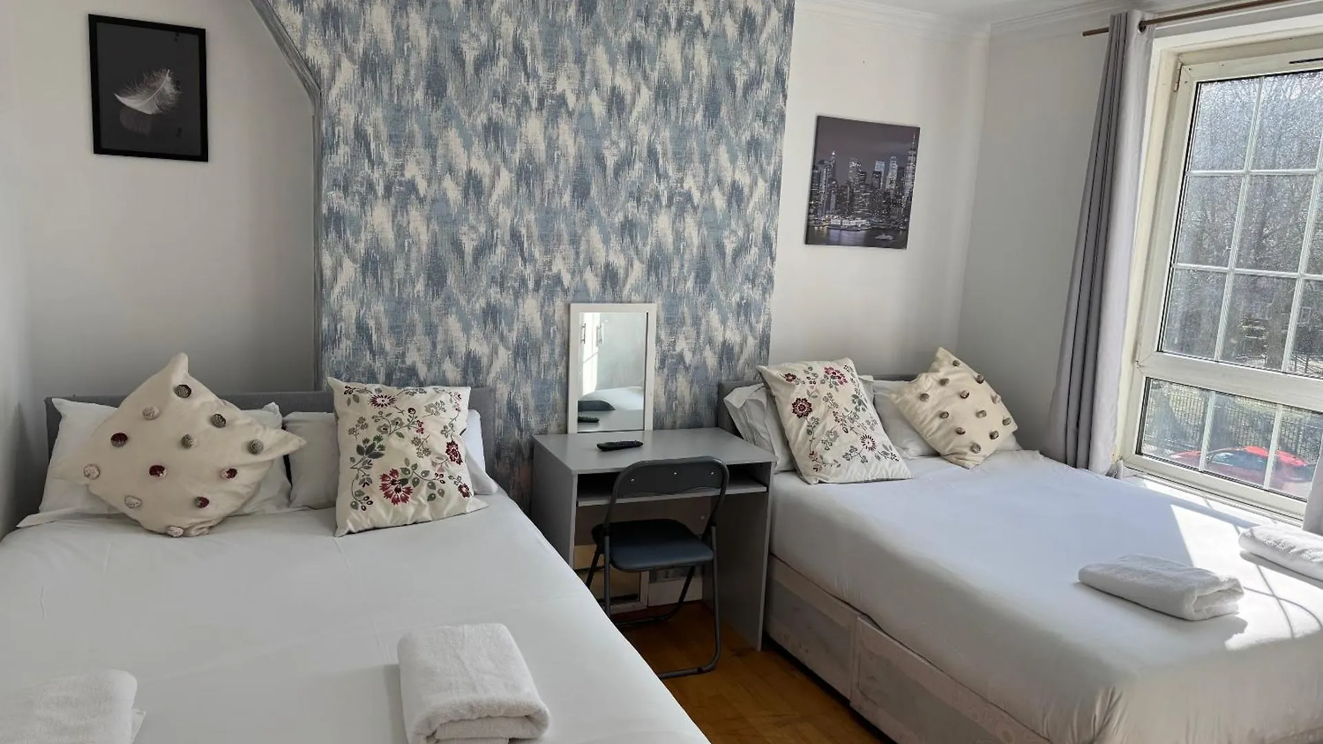 Budget Grey House Londres